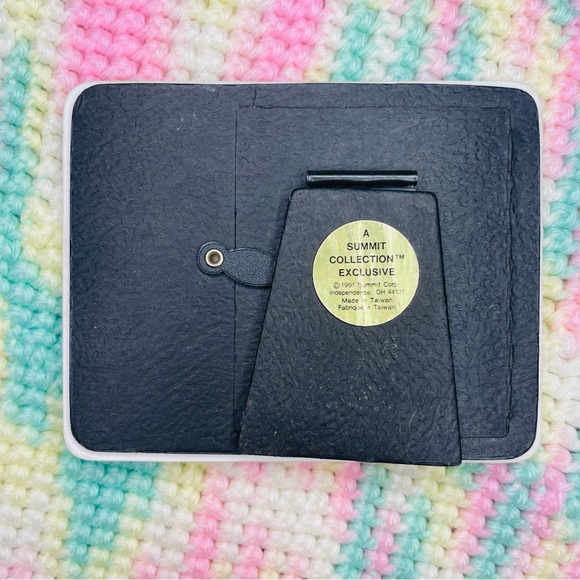 🌸$5 add-on 🌸 Vintage 1991 Pastel Picture Frame - Picture 2 of 2